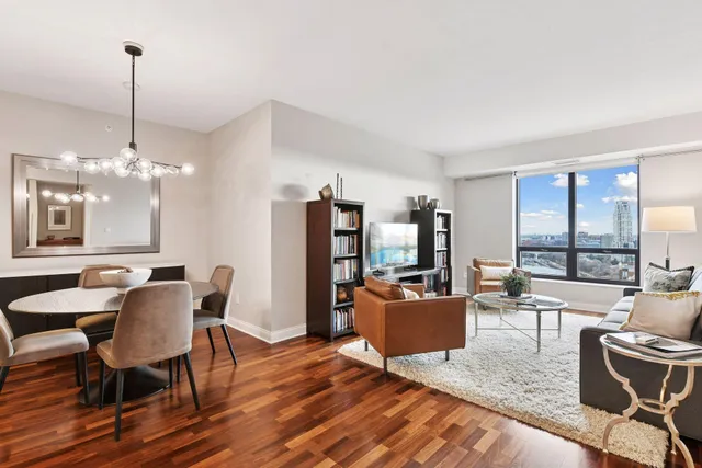 $389,900 | 100 3rd Avenue South, Unit 2201, Minneapolis, MN 55401