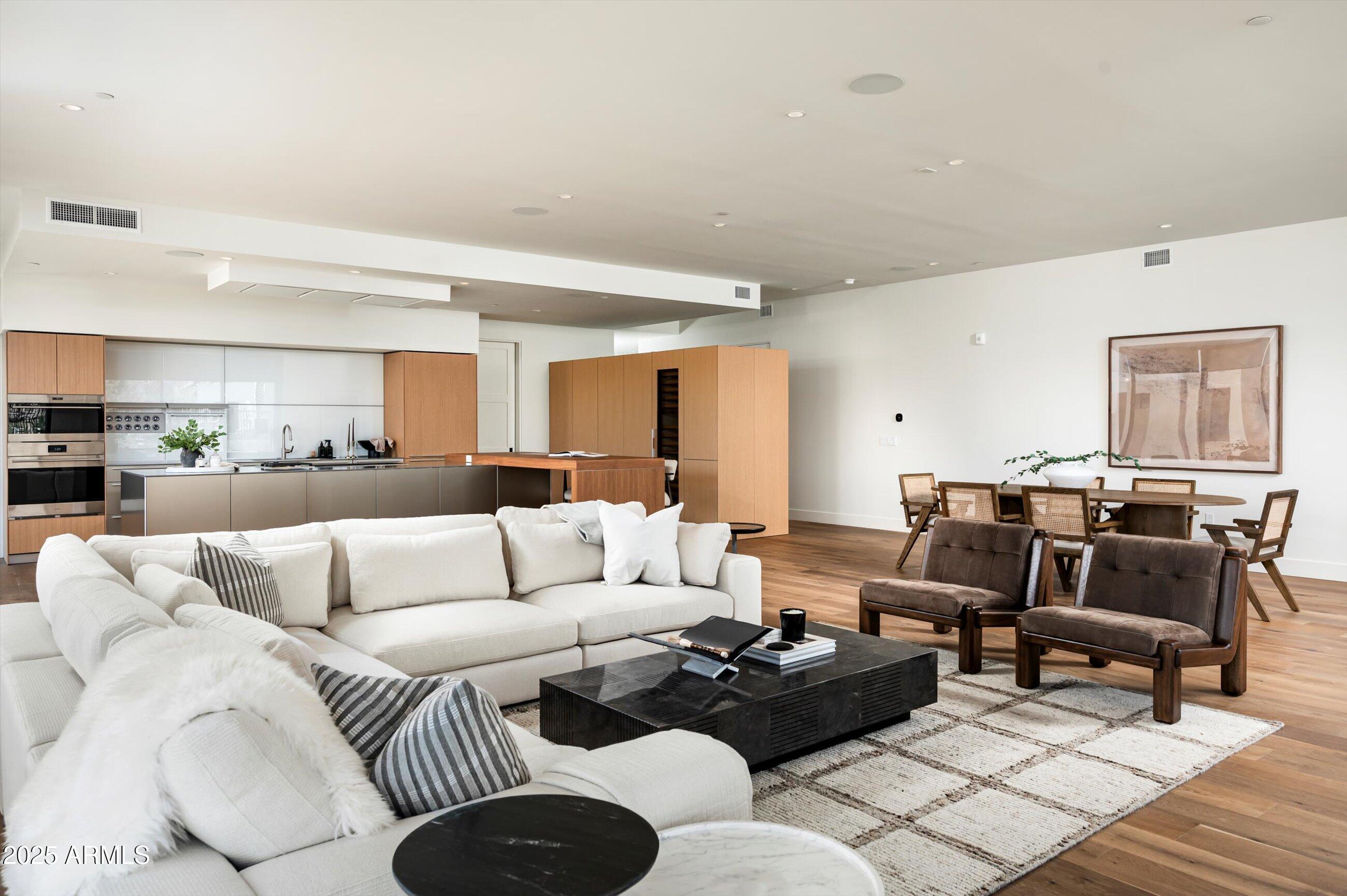 5000 East Camelback Road, Unit 210 Scottsdale, AZ 85251 - Photo 44 of 67 06-21 Ascent Unit210-6