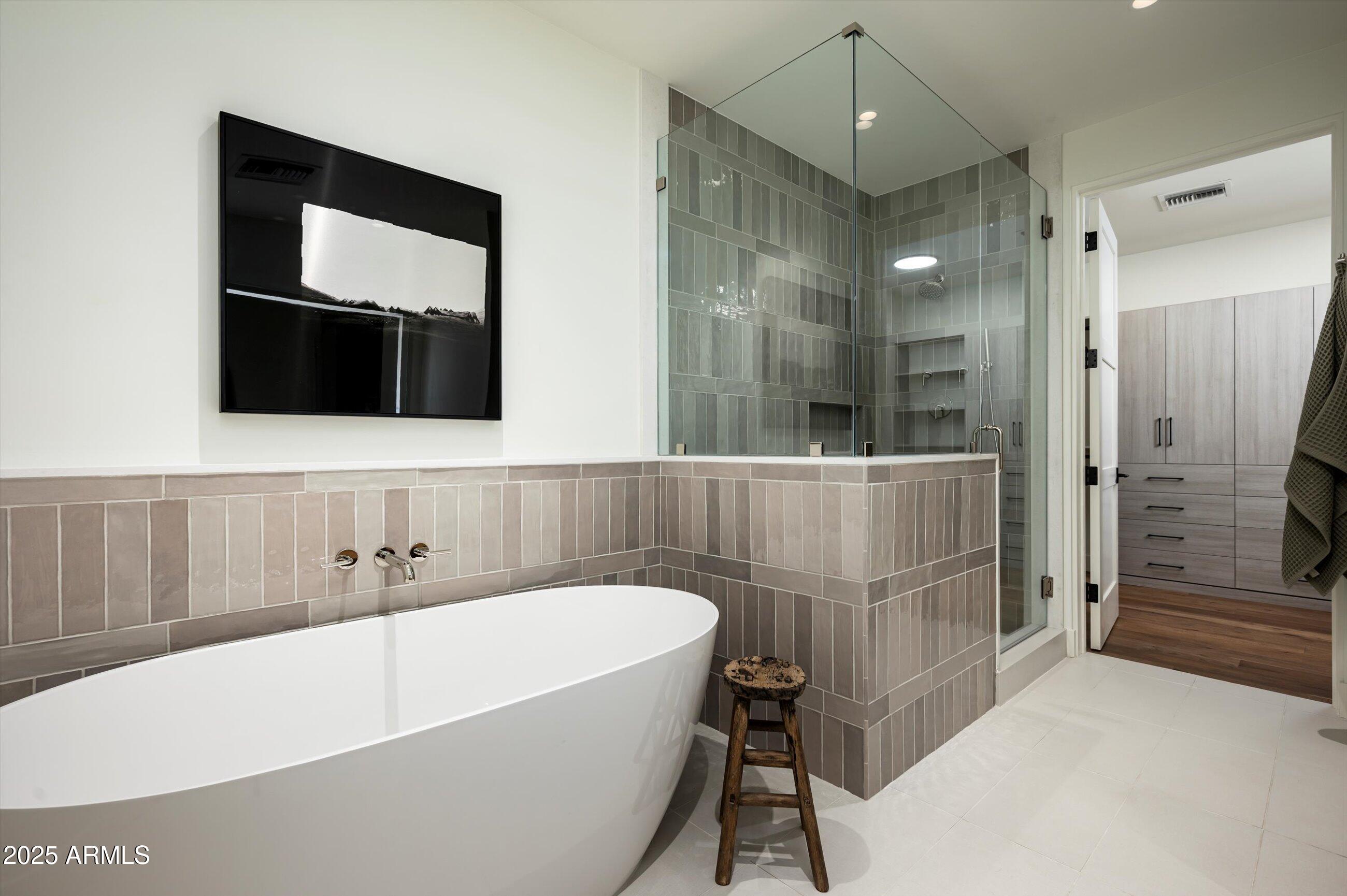 5000 East Camelback Road, Unit 210 Scottsdale, AZ 85251 - Photo 63 of 67 25-21 Ascent Unit210-25