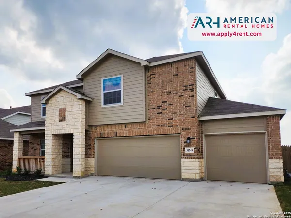a view of a house with garage