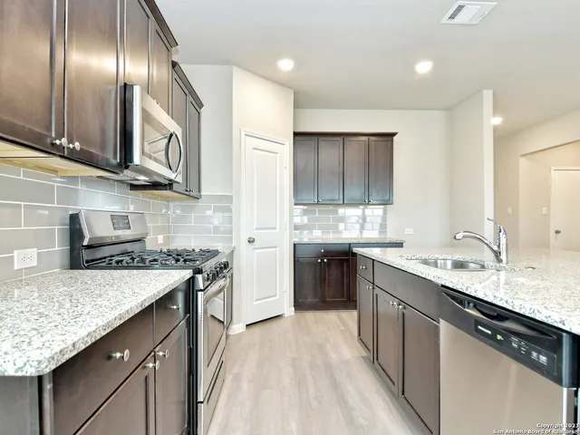 $3,495 | 31749 Acacia Vista, Bulverde, TX 78163