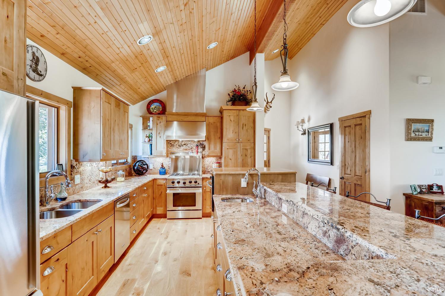1800 Spring Creek Road Gypsum, CO 81637 - Photo 9 of 28 Additional Photo