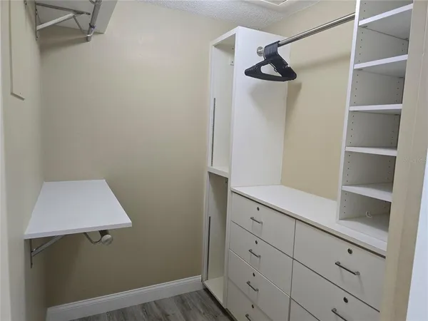 $1,900 | 4617 Forest Wood Trail, Unit 8, Sarasota, FL 34241