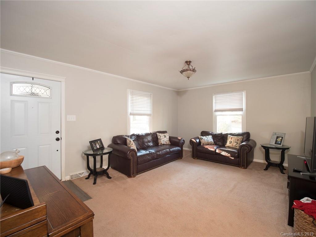 6017 Senconee Road Matthews, NC 28104 - Photo 8 of 28 Gallery Image 8