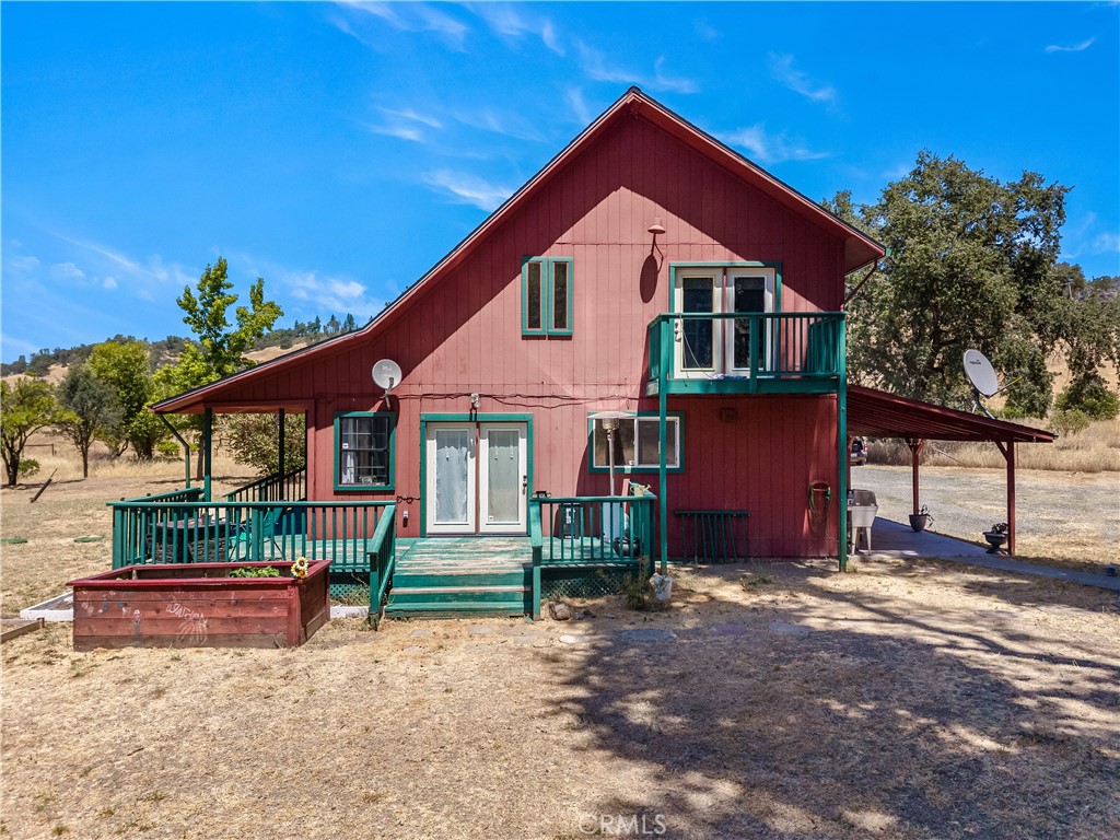 2225 Ladder Ridge Road Upper Lake, CA 95485 - Photo 56 of 58 a front view of a house with a yard