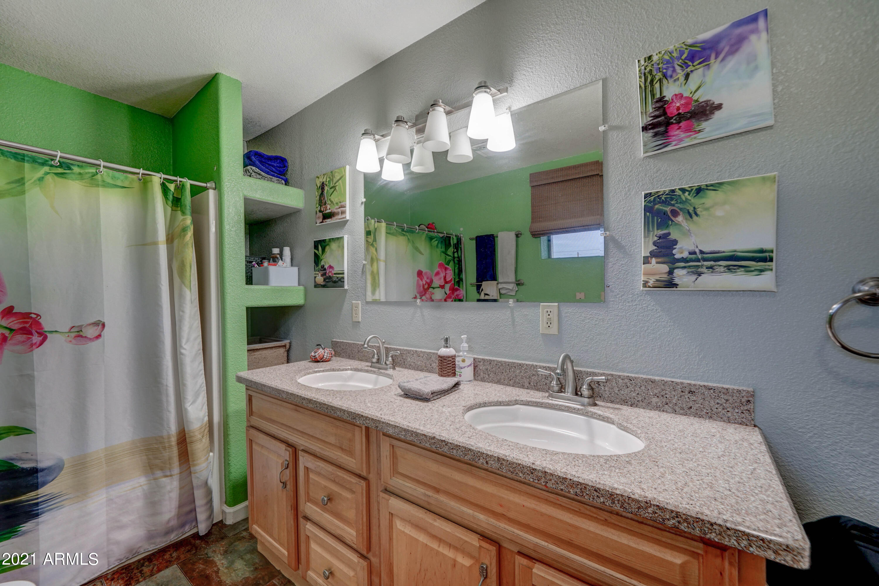 408 West Dobbins Road Phoenix, AZ 85041 - Photo 29 of 39 408 W Dobbins Rd-39