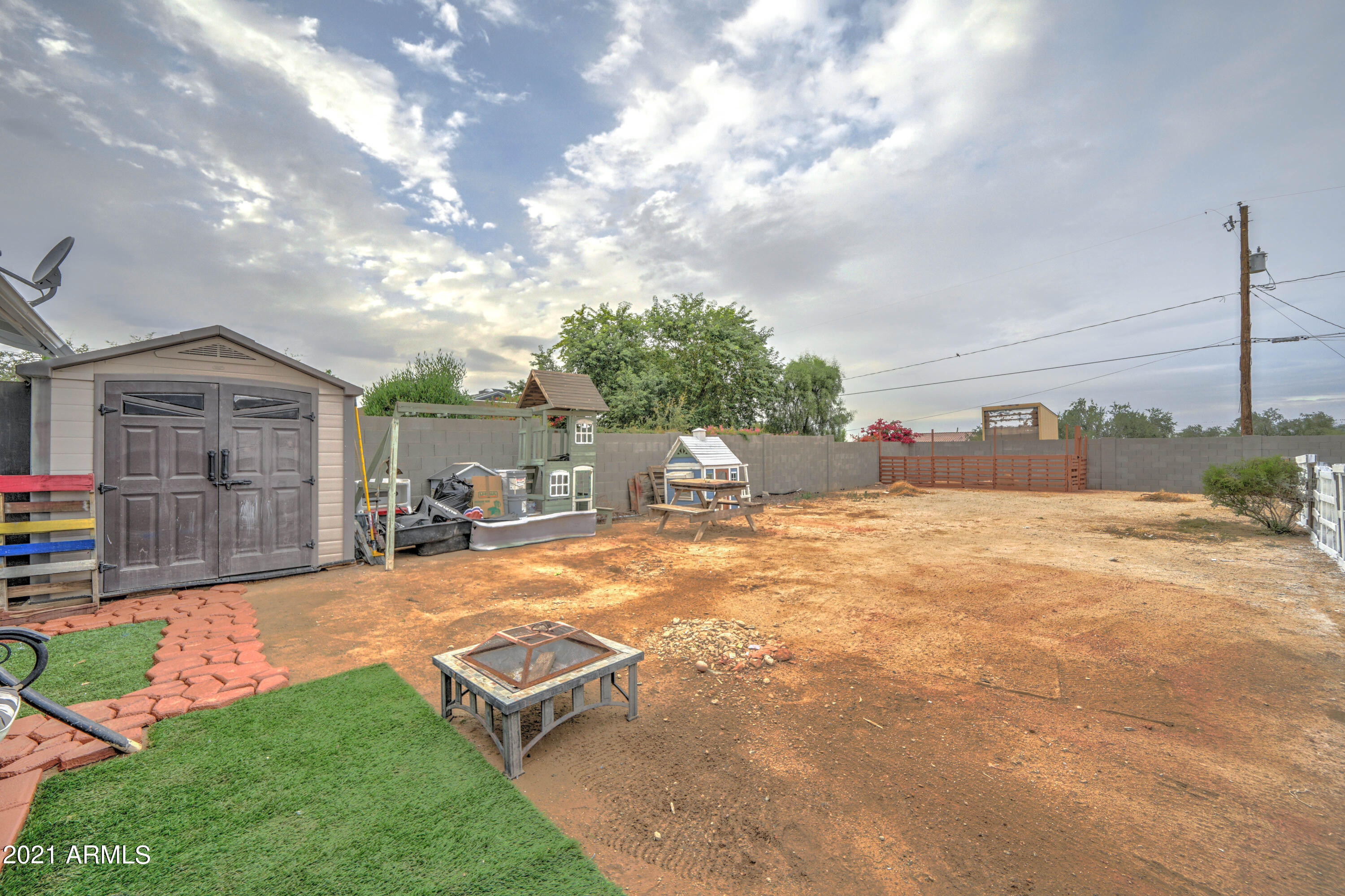 408 West Dobbins Road Phoenix, AZ 85041 - Photo 30 of 39 408 W Dobbins Rd-42