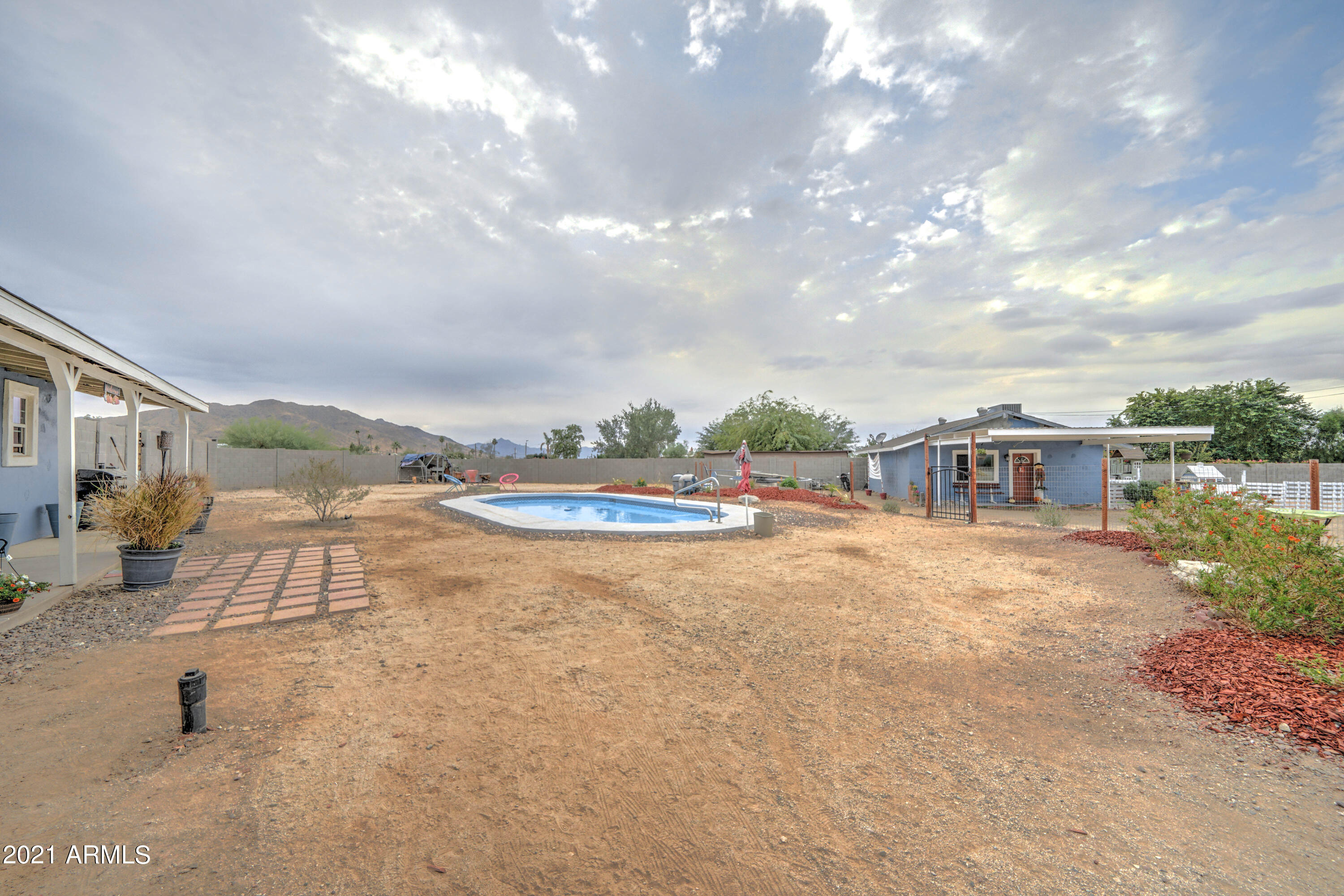 408 West Dobbins Road Phoenix, AZ 85041 - Photo 33 of 39 408 W Dobbins Rd-23