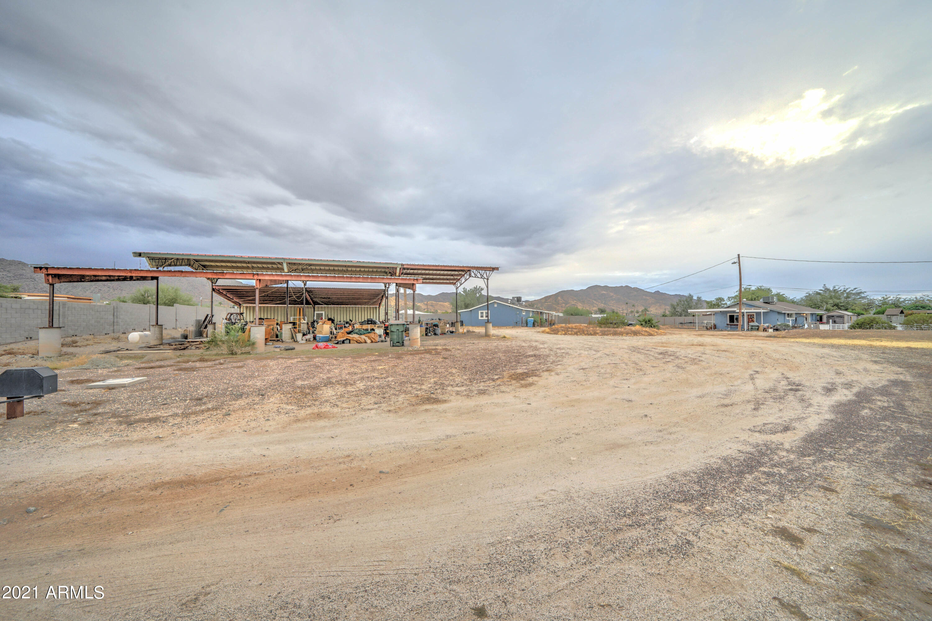 408 West Dobbins Road Phoenix, AZ 85041 - Photo 38 of 39 408 W Dobbins Rd-31