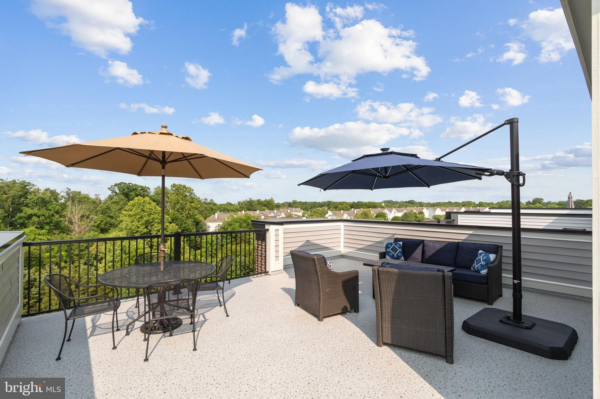 43256 Farringdon Square Ashburn, VA 20148 - Photo 2 of 24