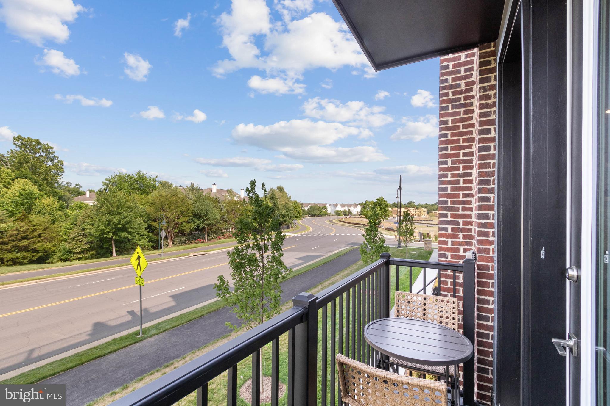 43256 Farringdon Square Ashburn, VA 20148 - Photo 4 of 24