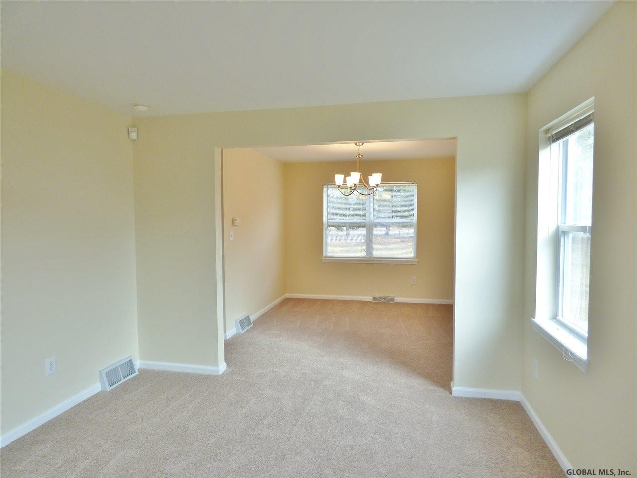 13 Falcon Chase Rensselaer, NY 12144 - Photo 9 of 18 Photo 9