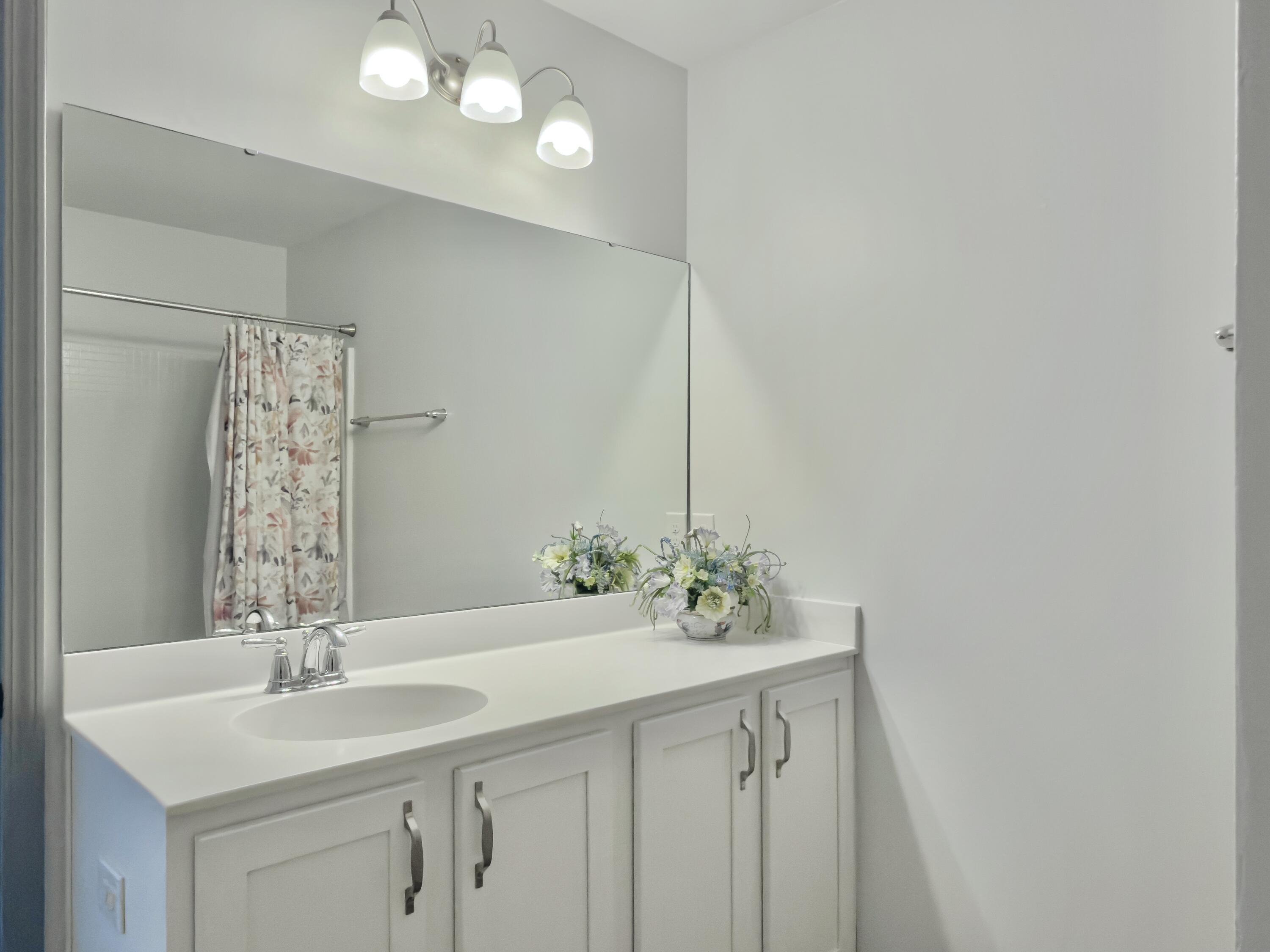 2618 KINGSFIELD Street Mount Pleasant, SC 29466 - Photo 35 of 46 bath