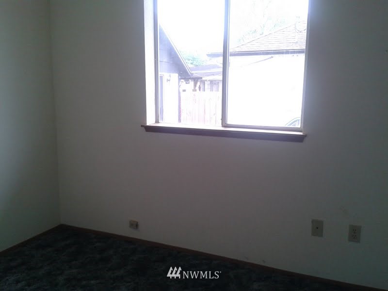 45 Southwest 5th Street Chehalis, WA 98532 - Photo 4 of 5 Gallery Image 4