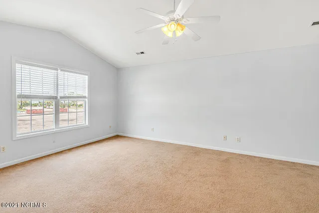 $2,200 | 209 Triton Lane, Surf City, NC 28445