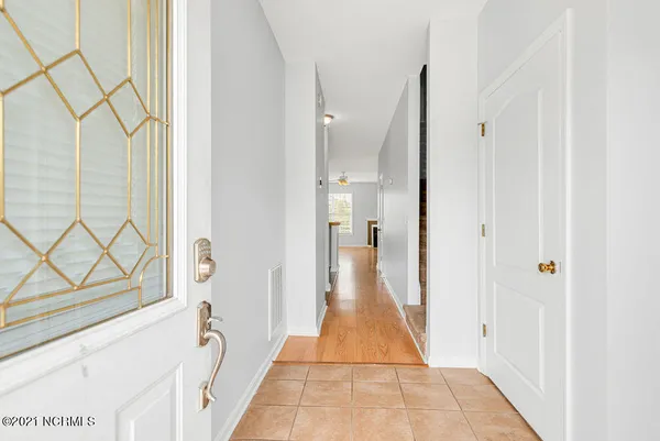 $2,200 | 209 Triton Lane, Surf City, NC 28445