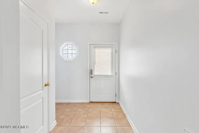 $2,200 | 209 Triton Lane, Surf City, NC 28445