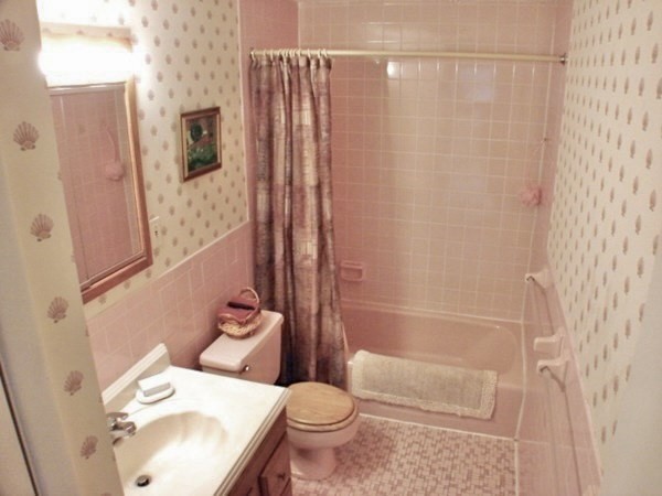 18 Hamilton Road, Unit 205 Arlington, MA 02474 - Photo 11 of 13