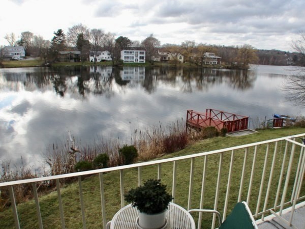 18 Hamilton Road, Unit 205 Arlington, MA 02474 - Photo 2 of 13