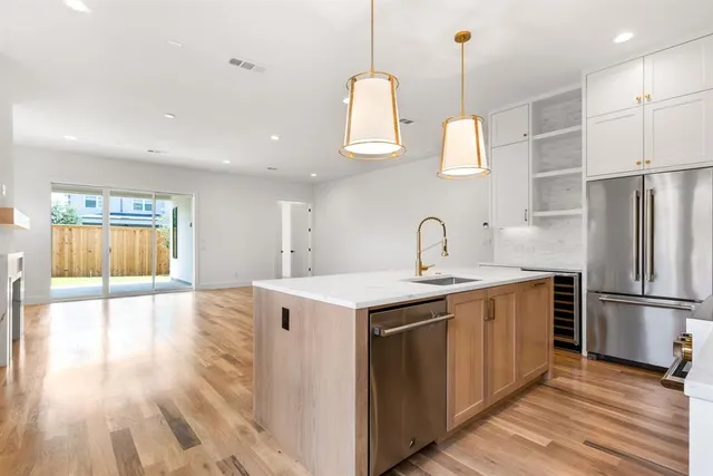 $5,850 | 4606 Hopkins Avenue, Dallas, TX 75209