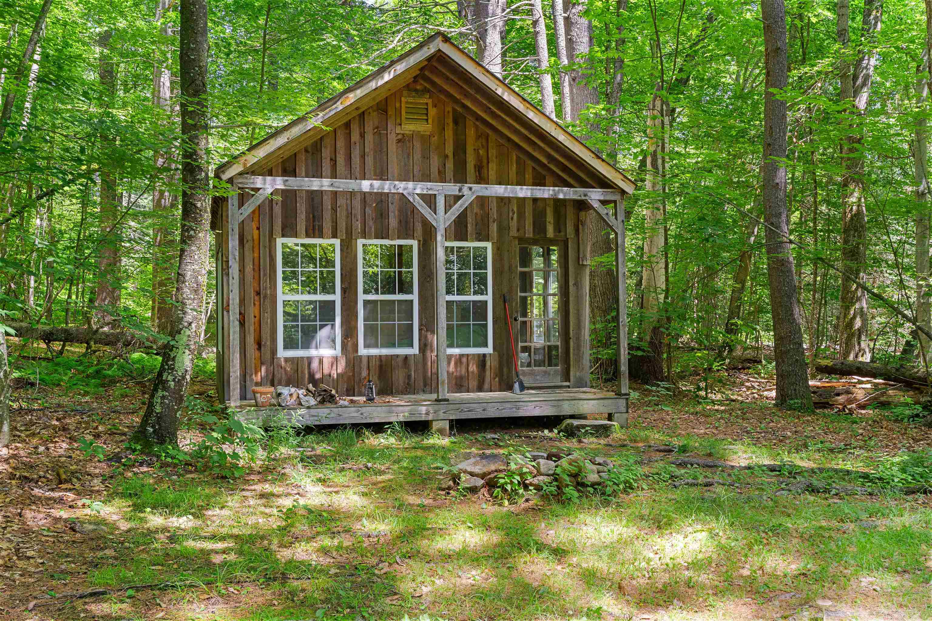 1811 Hopkinton Road Hopkinton, NH 03229 - Photo 40 of 53