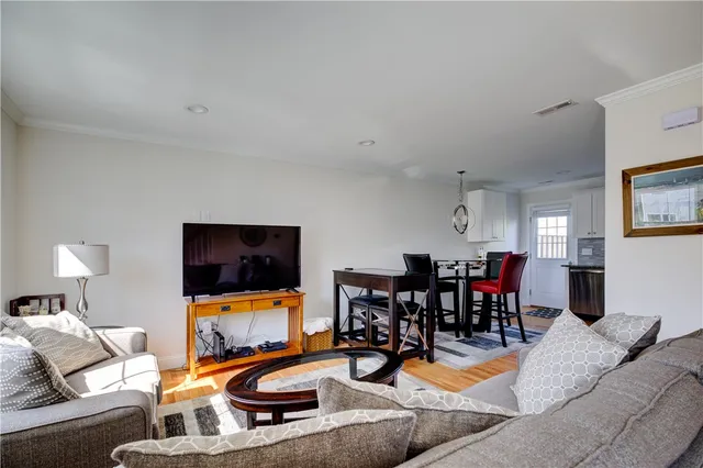 $2,800 | 17 Mariner Way, Middletown, RI 02842