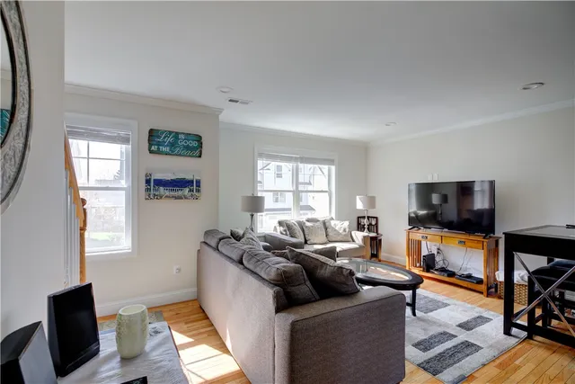 $2,800 | 17 Mariner Way, Middletown, RI 02842