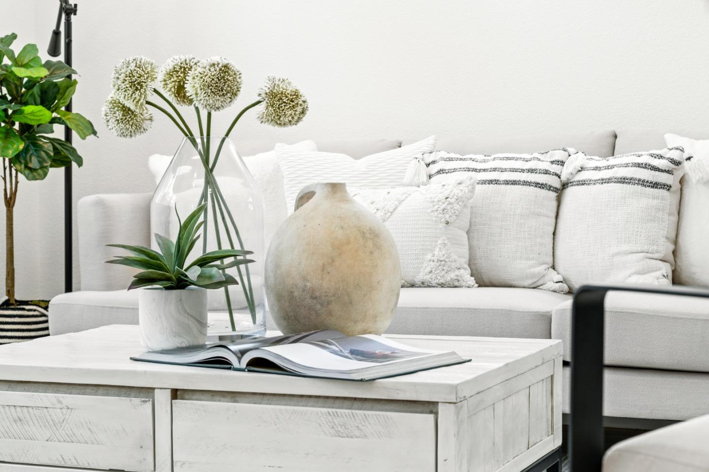 1909 Cambridge Drive Mountain View, CA 94043 - Photo 13 of 73 a vase of flowers sitting on a table