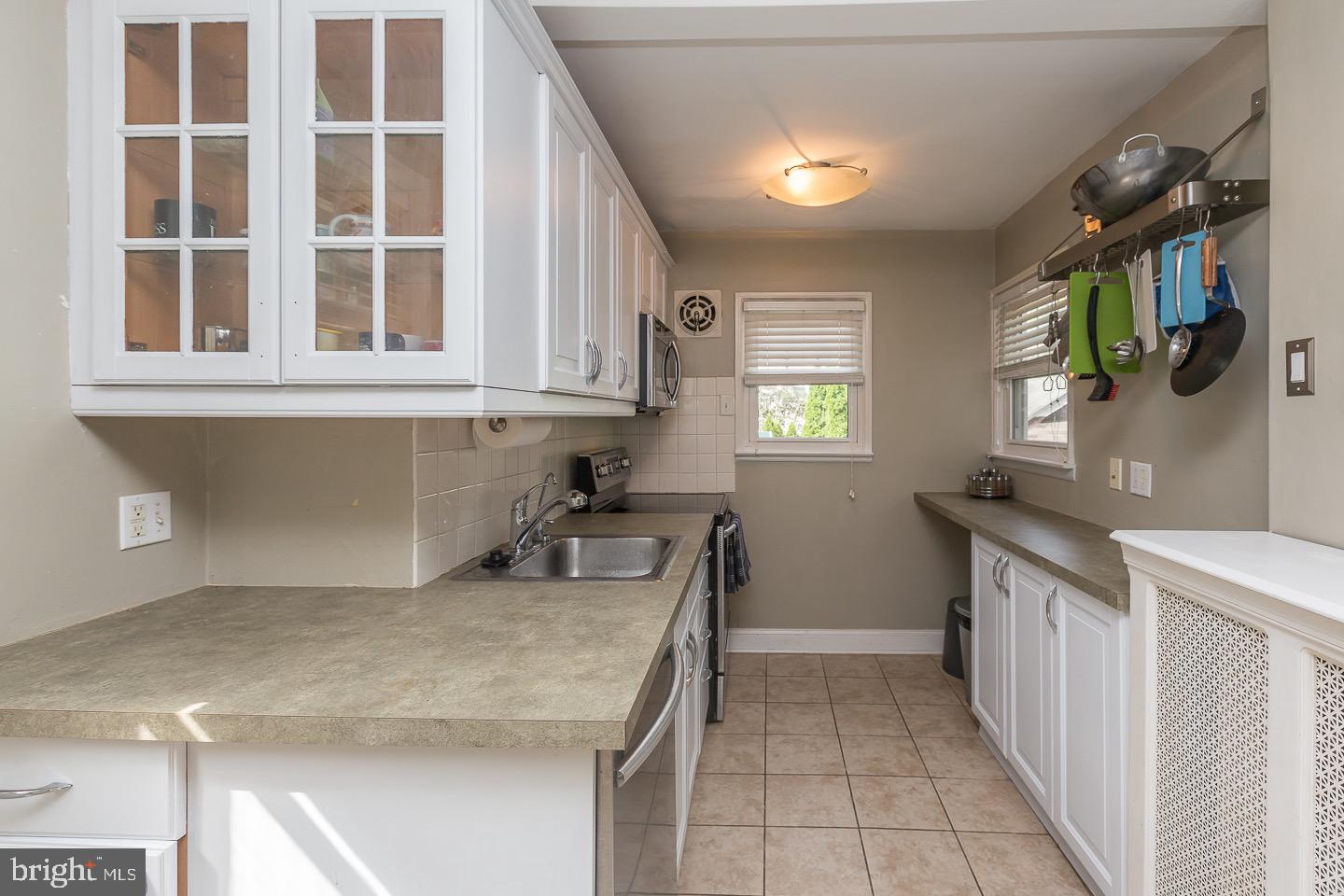 2158 East County Line Road Ardmore, PA 19003 - Photo 9 of 20