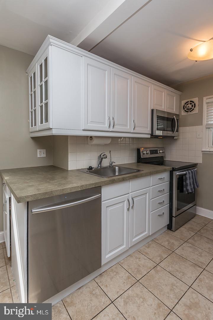 2158 East County Line Road Ardmore, PA 19003 - Photo 10 of 20