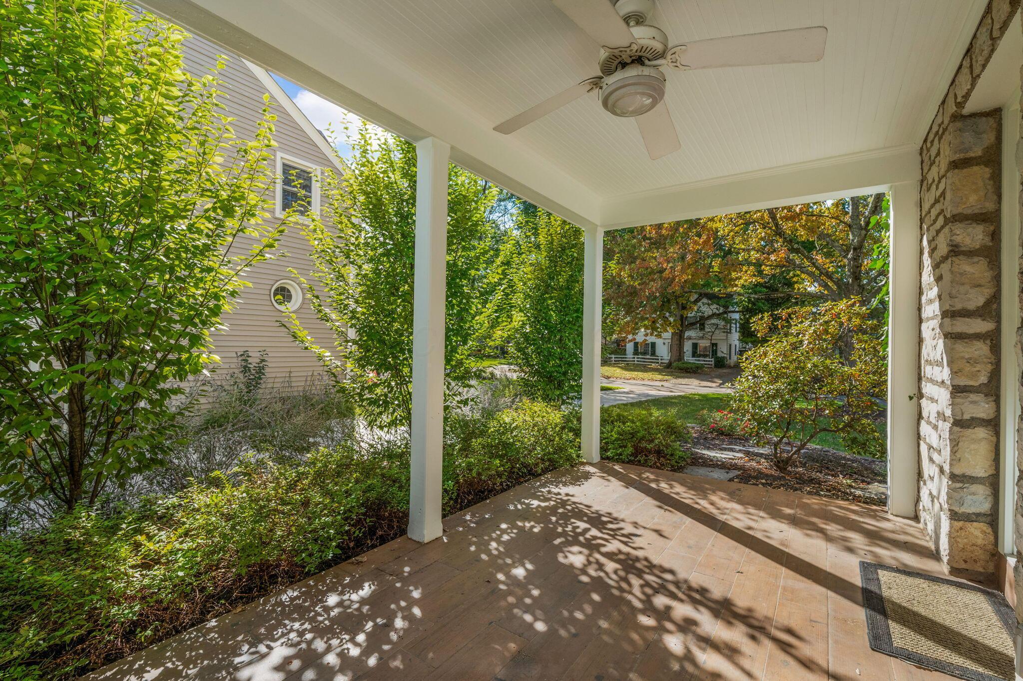 2600 Henthorn Road Columbus, OH 43221 - Photo 5 of 70 8-web-or-mls-DSC02870
