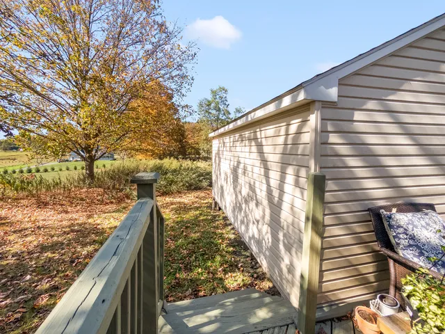 $1,800 | 944 Totoket Road, North Branford, CT 06472