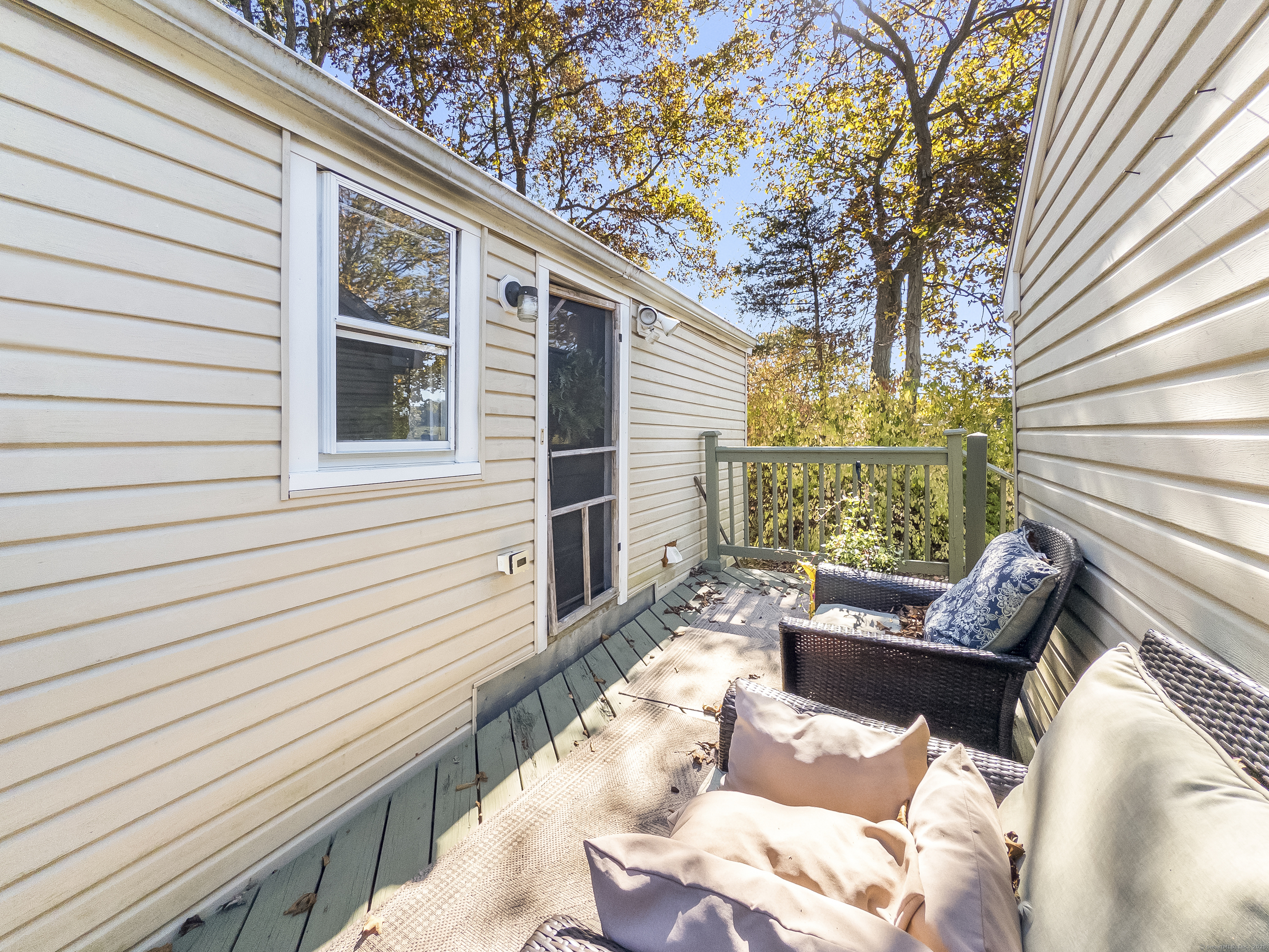 944 Totoket Road North Branford, CT 06472 - Photo 16 of 17