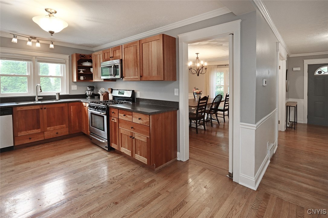 105 Maple Drive De Witt, NY 13066 - Photo 15 of 49