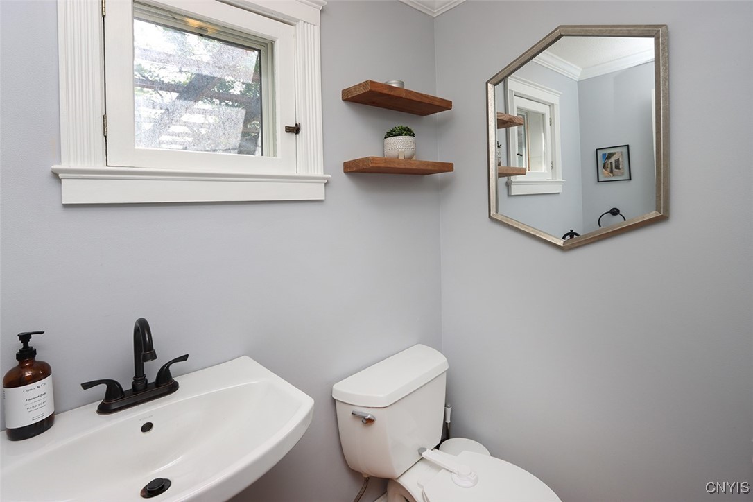 105 Maple Drive De Witt, NY 13066 - Photo 21 of 49