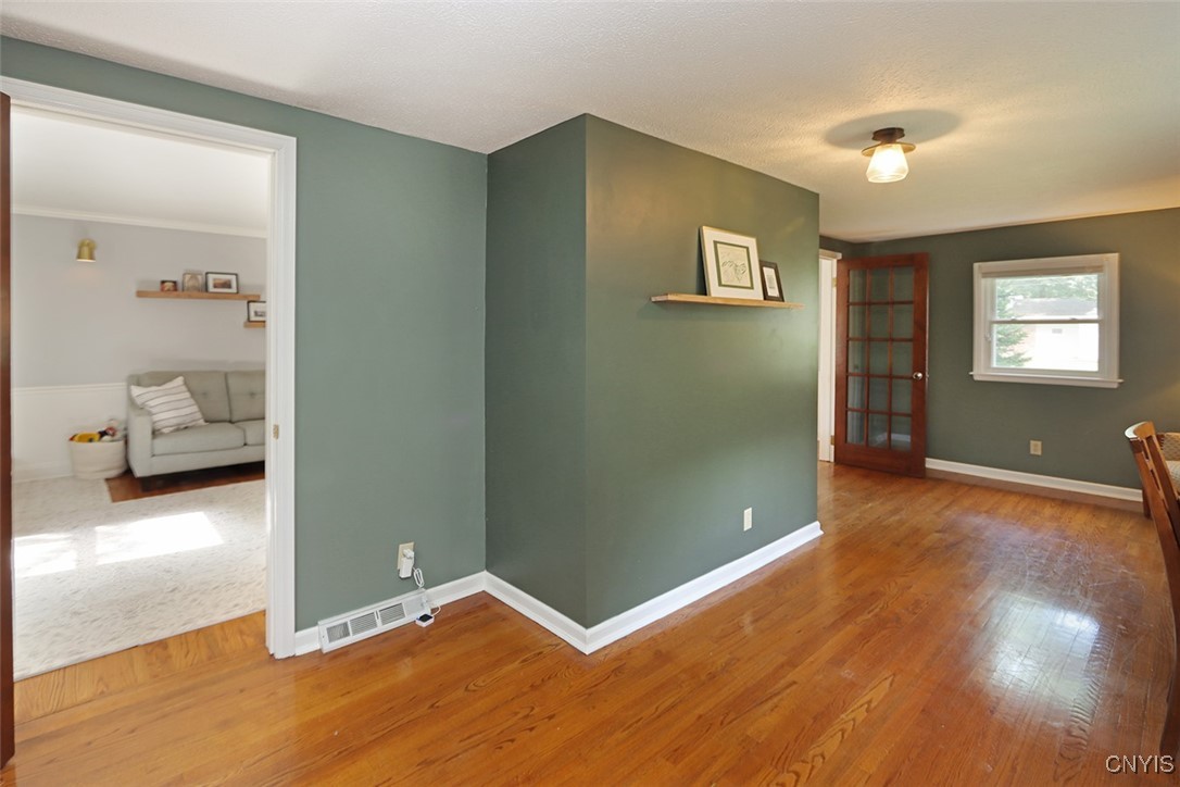 105 Maple Drive De Witt, NY 13066 - Photo 8 of 49