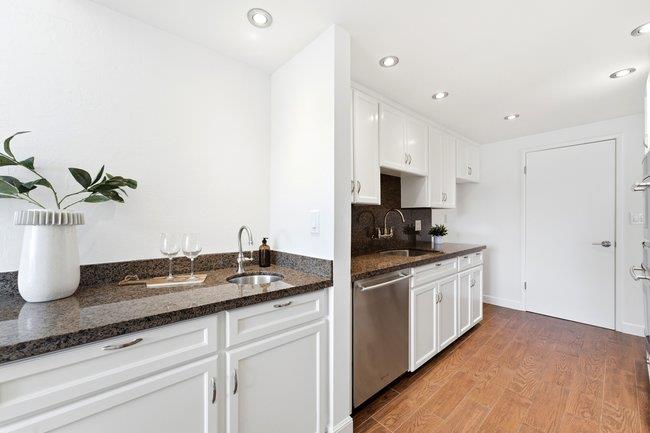 30 Mounds Road, Unit 402 San Mateo, CA 94402 - Photo 18 of 31
