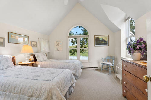 391 Barnes Road Oak Bluffs, MA 02557 - Photo 18 of 22 Craft (15)