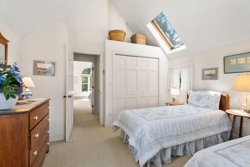 391 Barnes Road Oak Bluffs, MA 02557 - Photo 19 of 22 Craft (18)