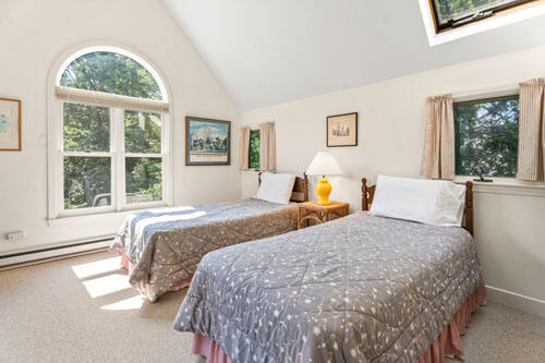 391 Barnes Road Oak Bluffs, MA 02557 - Photo 21 of 22 Craft (17)