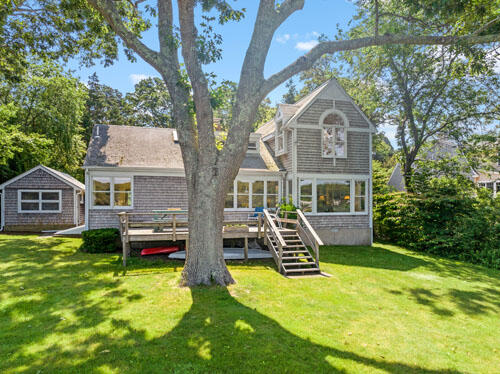 391 Barnes Road Oak Bluffs, MA 02557 - Photo 6 of 22 Craft (27)