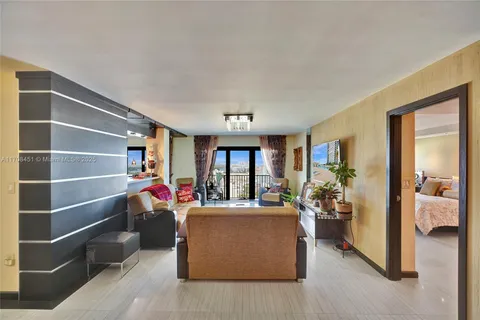 $629,000 | 1201 South Ocean Drive, Unit 1806N, Hollywood, FL 33019