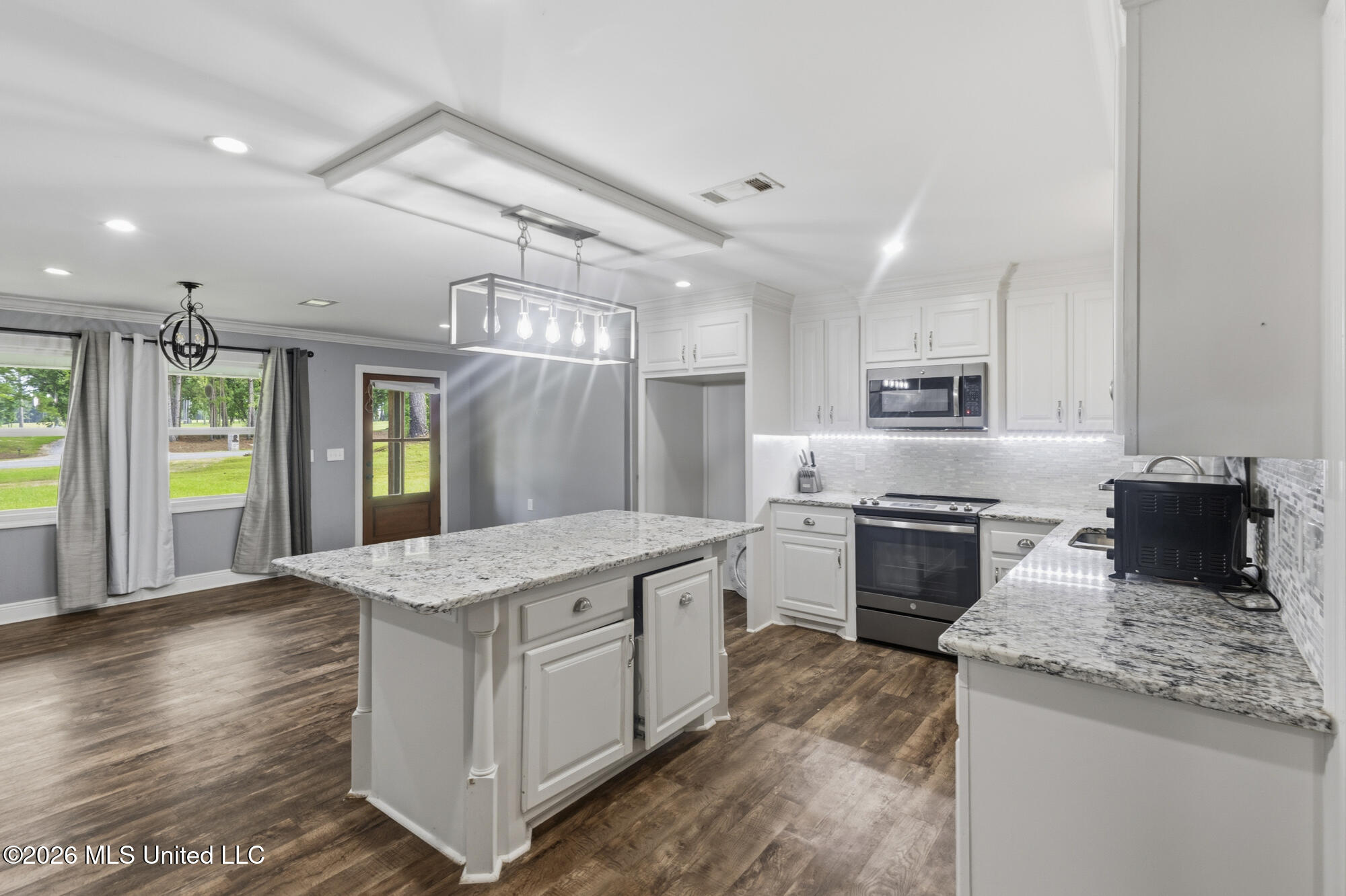 918 Zetus Road Northwest Brookhaven, MS 39601 - Photo 6 of 24 ghubphoto_006