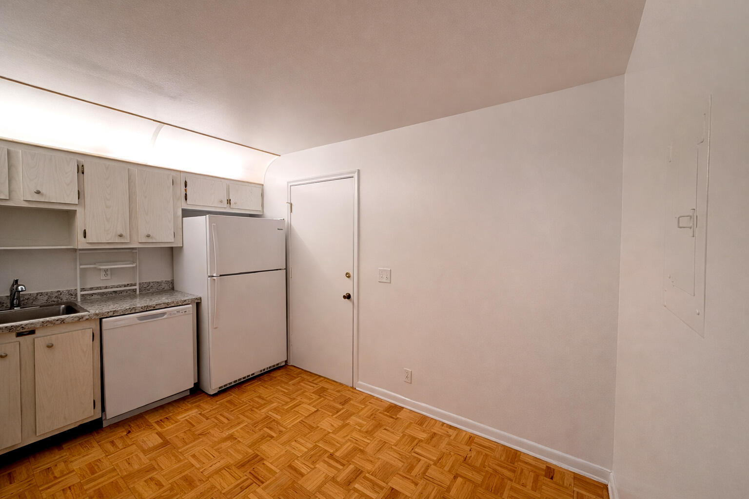 22615 Southwest 66th Avenue, Unit 415 Boca Raton, FL 33428 - Photo 3 of 20 Kitchen- (2)