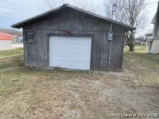 $205,000 | 9015 Brown Street Northwest, Depauw, IN 47115