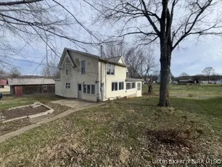 $205,000 | 9015 Brown Street Northwest, Depauw, IN 47115