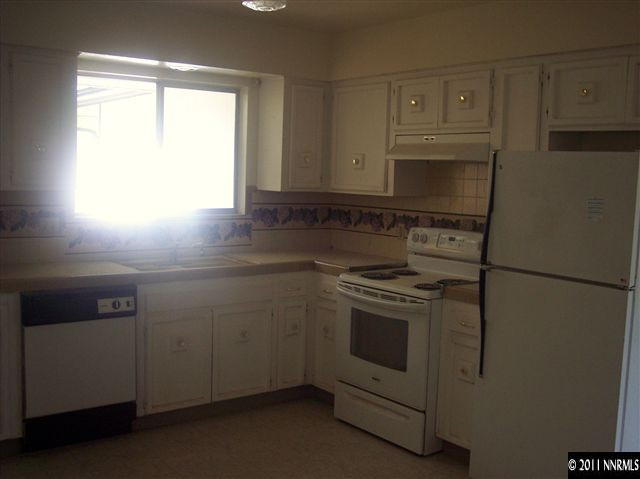 1910 Prince Way Reno, NV 89503 - Photo 3 of 13 a kitchen with cabinets appliances and a window