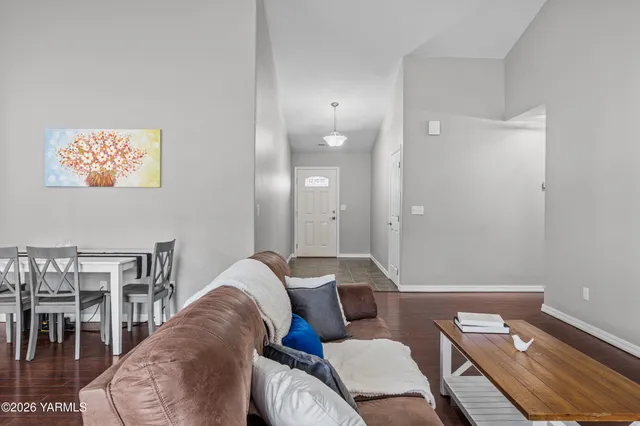 $410,000 | 8207 Westbrook Avenue, Yakima, WA 98908