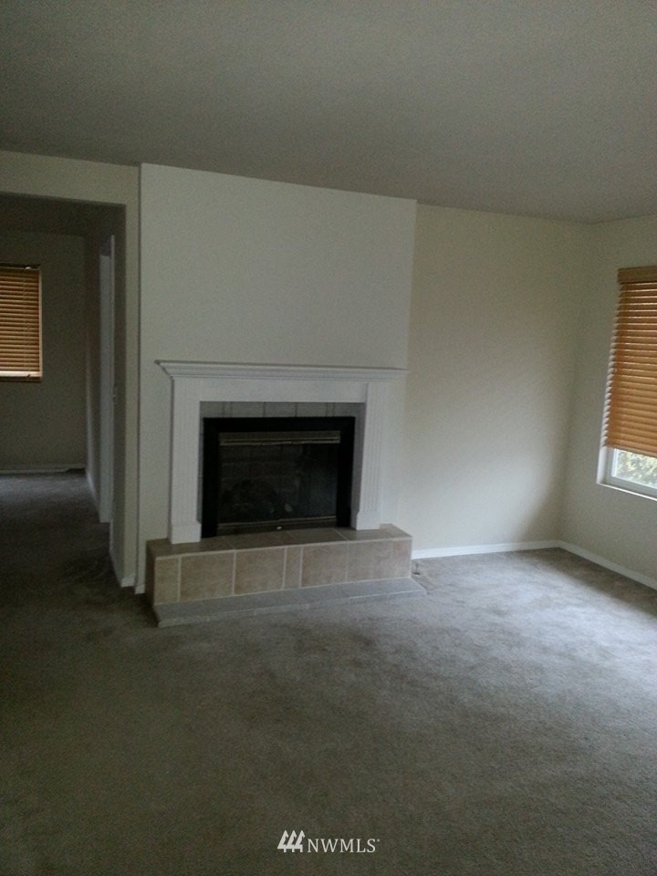 17237 Southeast 140th Street Renton, WA 98059 - Photo 3 of 24