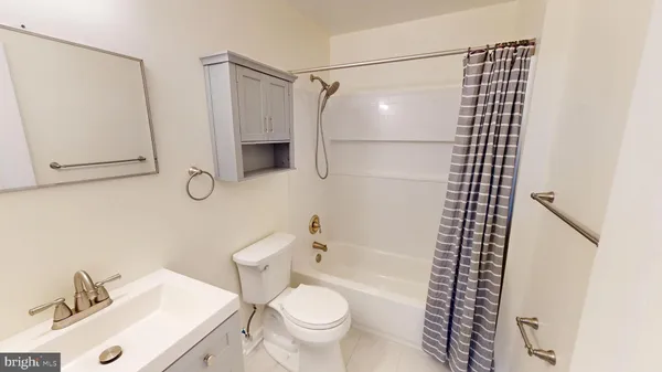 $2,425 | 8576 Adamson Street, Manassas, VA 20110